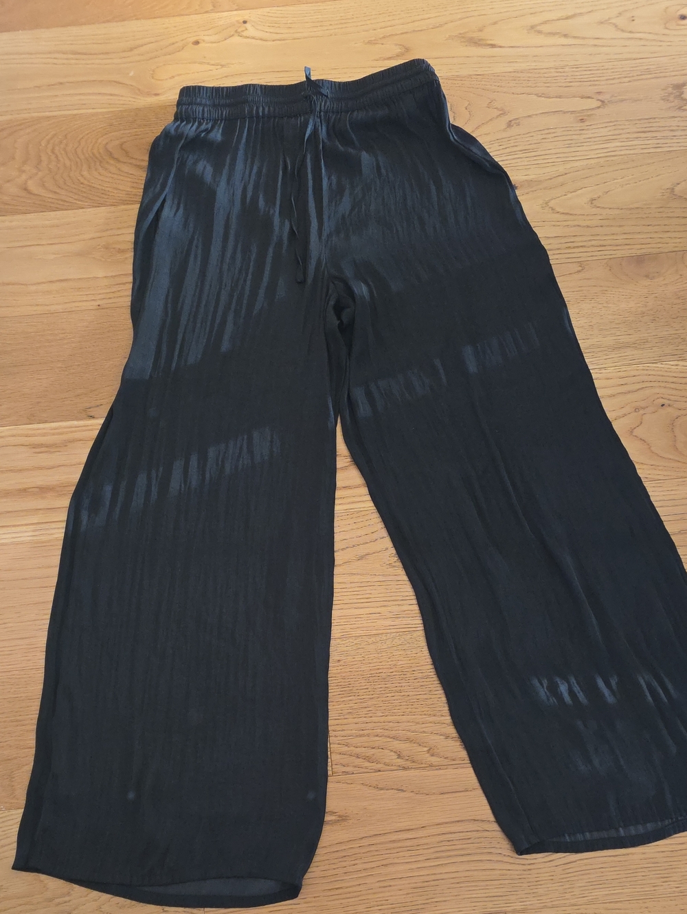 Black Wide-Leg Bottoms - Comfortable Pull-On Pants